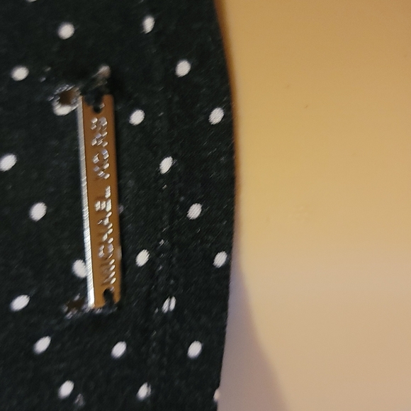 Michael Kros cold shoulder shirt medium - Picture 2 of 5